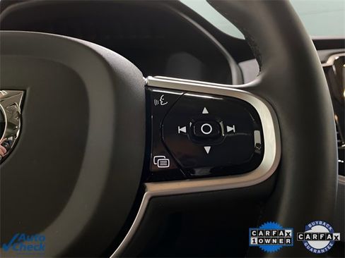 Used 2025 Volvo XC90 B6 Plus image 34