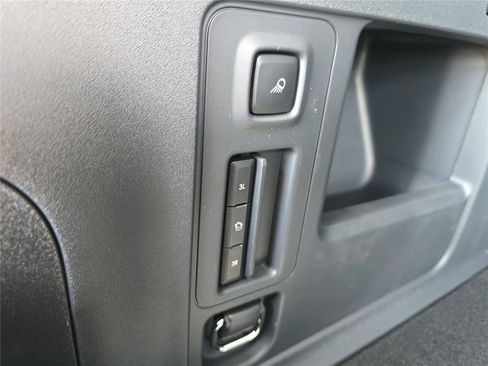 New 2026 Lincoln Navigator L Black Label AWD/4WD image 12