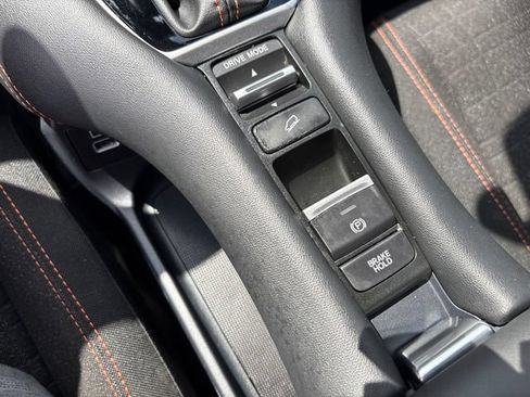 Used 2023 Honda HR-V Sport image 23