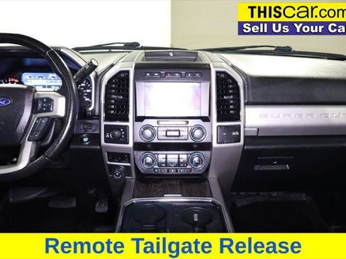 Used 2021 Ford F250 Lariat w/ Lariat Ultimate Package AWD/4WD image 28