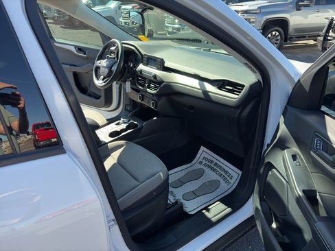 Used 2022 Ford Escape S AWD/4WD image 22