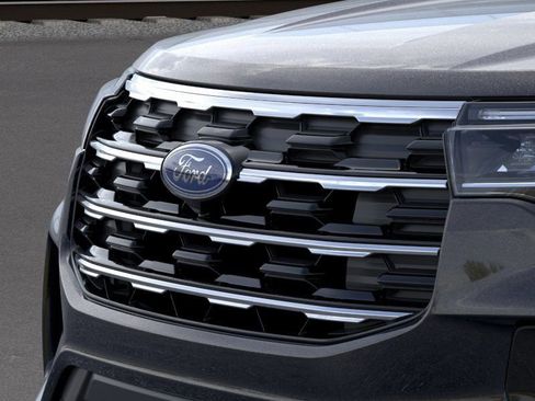 New 2026 Ford Explorer Active image 34