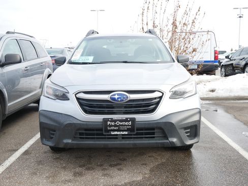 Used 2020 Subaru Outback image 2