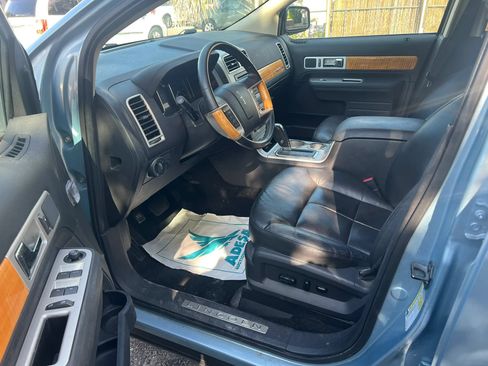 Used 2008 Lincoln MKX 2WD image 4