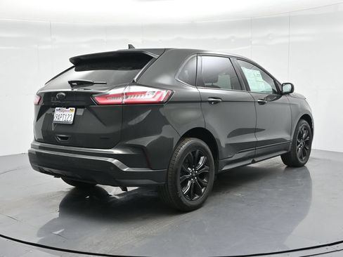 Used 2022 Ford Edge SE w/ Black Appearance Package AWD/4WD image 27