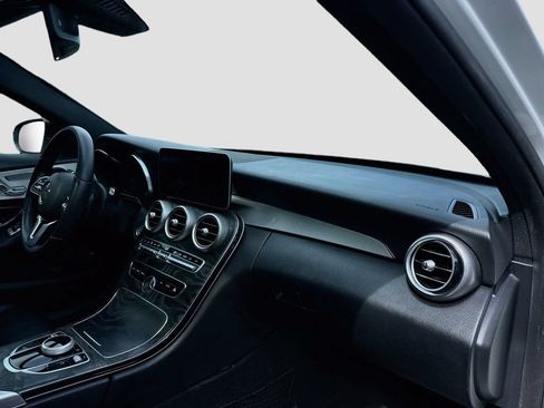 Used 2019 Mercedes-Benz C 300 Sedan w/ Premium Package image 34