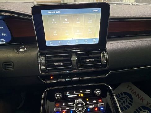 Used 2020 Lincoln Navigator Reserve w/ Equipment Group 208A Reserve image 6