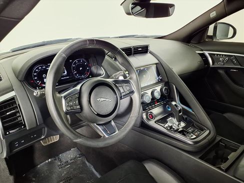 Used 2021 Jaguar F-TYPE Coupe image 12