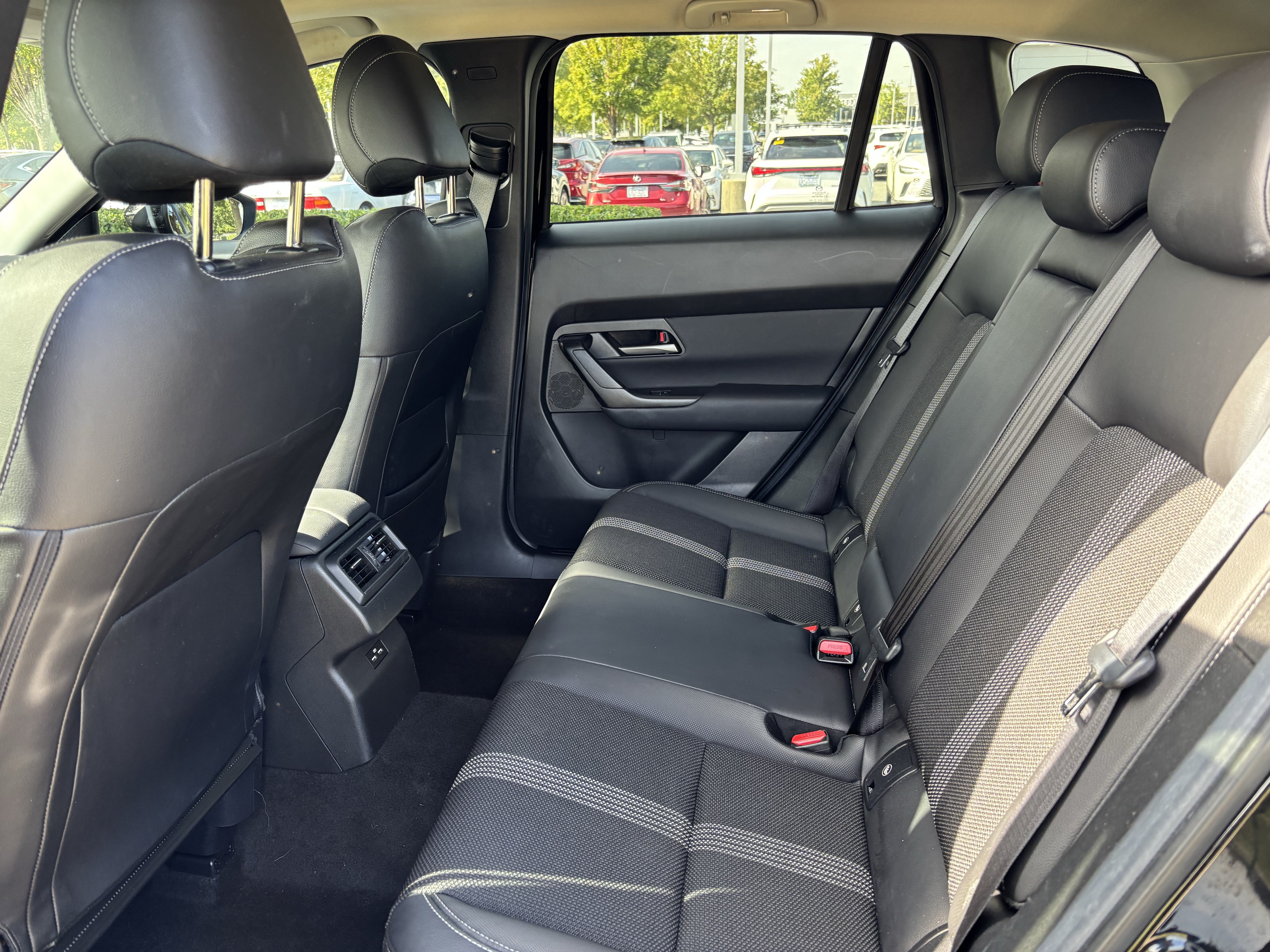Used 2024 MAZDA CX-50 AWD 2.5 S w/ Weather Package image 18