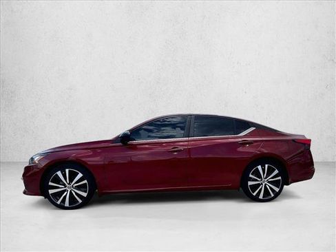 Used 2022 Nissan Altima 2.5 SR FWD image 6