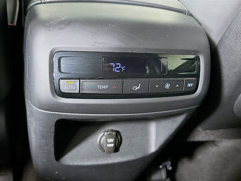 Used 2025 Hyundai Palisade SEL image 23