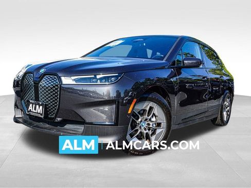 Used 2022 BMW iX xDrive50 w/ Dynamic Handling Package image 1