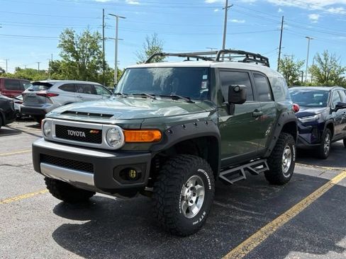 Used 2010 Toyota FJ Cruiser 4WD image 3