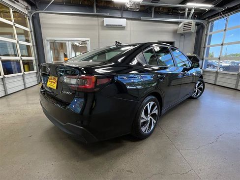 Used 2024 Subaru Legacy Premium image 5