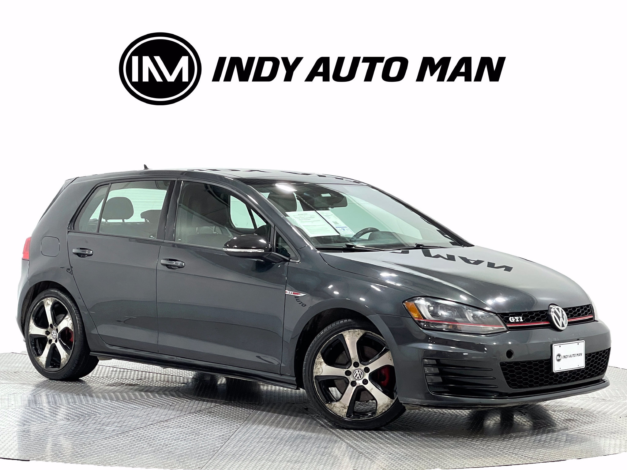 Used 2015 Volkswagen GTI SE w/ Lighting Package (SEL) FWD image 2