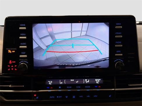 Certified 2024 Toyota Sienna XLE image 10