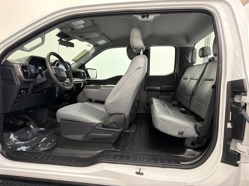 Used 2024 Ford F150 XL AWD/4WD image 16