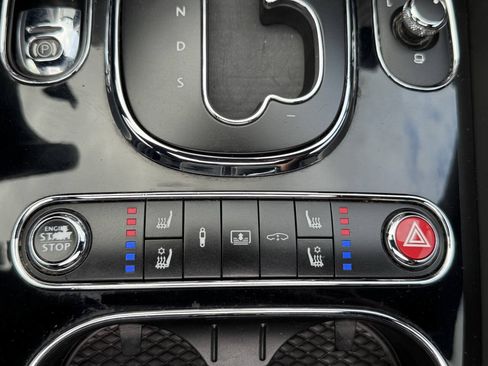 Used 2016 Bentley Flying Spur V8 AWD/4WD image 31