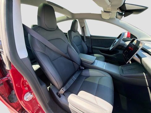 Used 2025 Tesla Model 3 Long Range AWD/4WD image 29