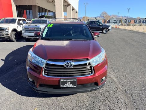 Used 2015 Toyota Highlander XLE image 28