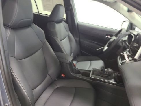 Certified 2026 Toyota Corolla Cross XLE w/ Convenience Package FWD image 13