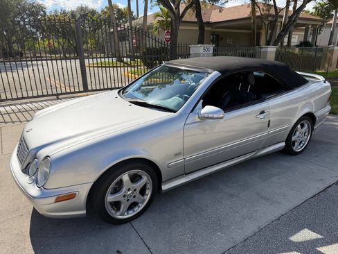 Used 2002 Mercedes-Benz CLK 55 AMG Cabriolet image 30