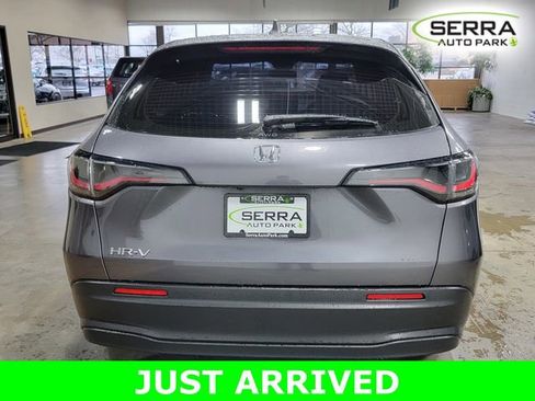 Used 2025 Honda HR-V LX image 6