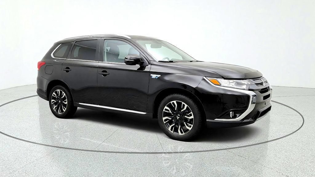 Used 2018 Mitsubishi Outlander SEL AWD/4WD image 3