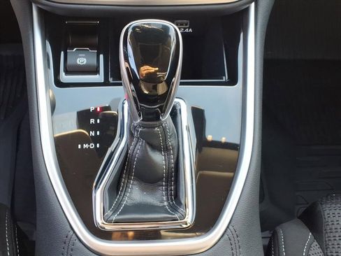 Certified 2025 Subaru Outback Premium image 8