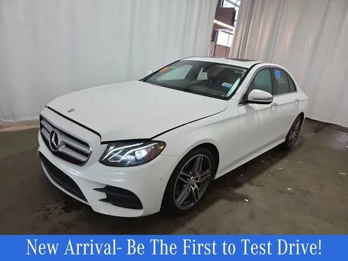 Certified 2017 Mercedes-Benz E 300 4MATIC image 1