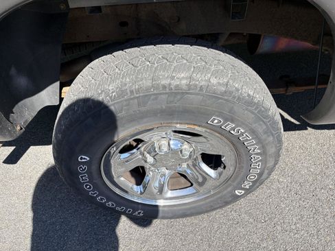 Used 2008 Dodge Ram 1500 Truck ST AWD/4WD image 9