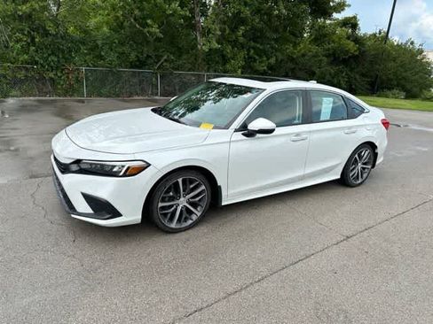 Used 2023 Honda Civic Touring image 16
