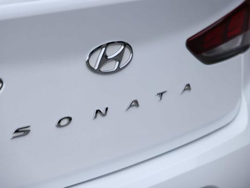 Used 2019 Hyundai Sonata SEL FWD image 11