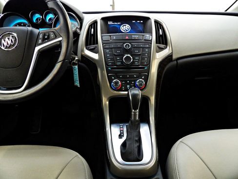 Used 2016 Buick Verano w/ Comfort Package FWD image 22