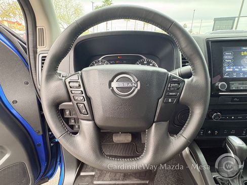 Used 2024 Nissan Frontier SV w/ SV Convenience Package image 18