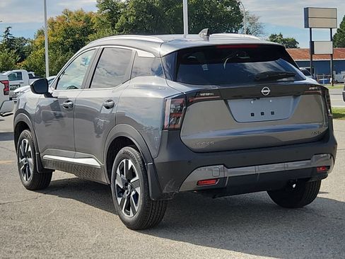 New 2026 Nissan Kicks SV w/ Cold Weather Package image 4