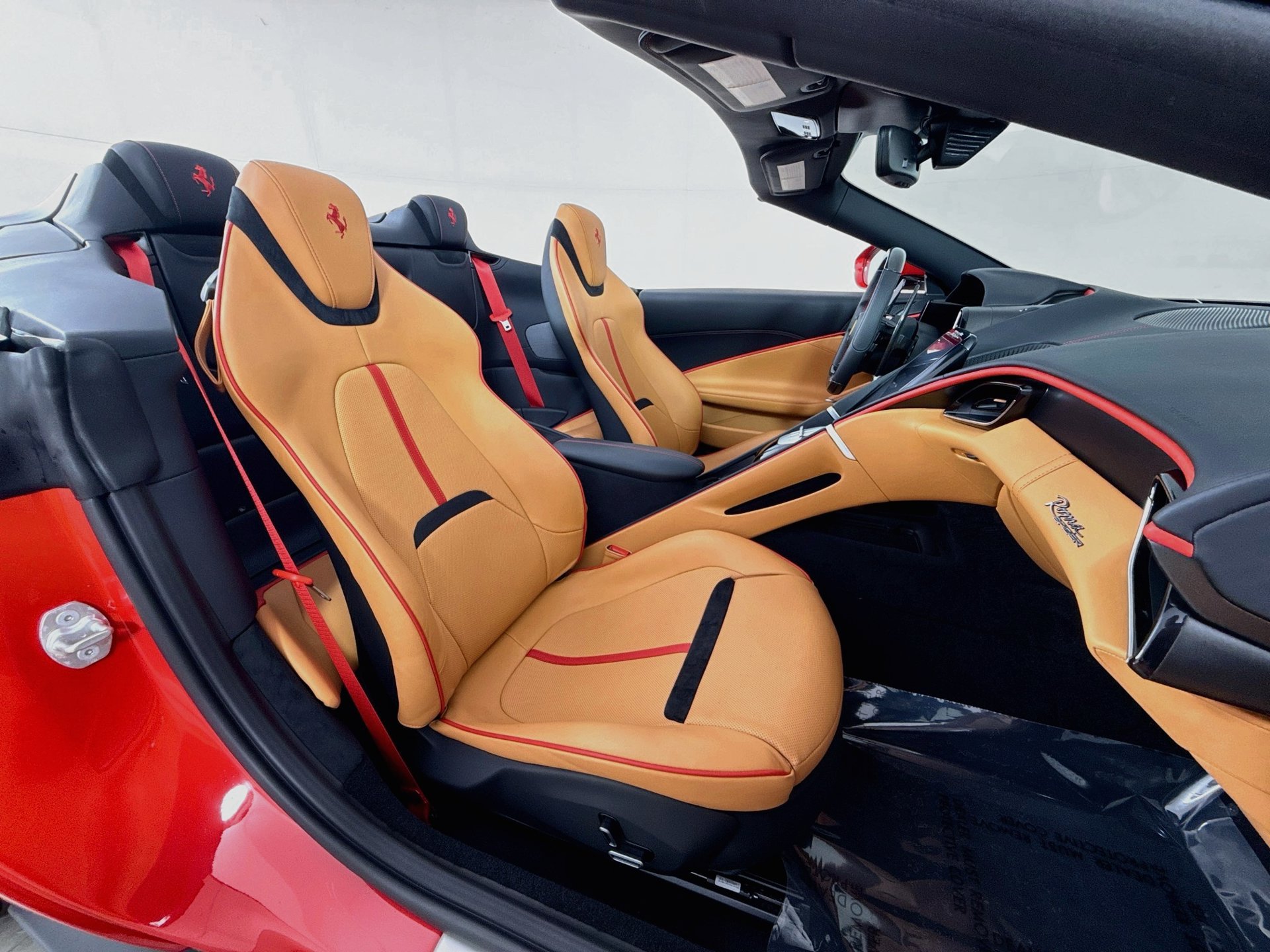 Certified 2024 Ferrari Roma Spider RWD image 23