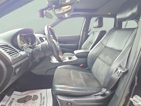 Used 2018 Jeep Grand Cherokee Altitude image 15