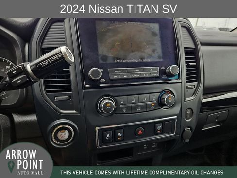 Used 2024 Nissan Titan SV RWD image 24