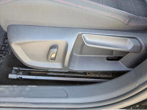 Used 2024 Volkswagen GTI S image 17