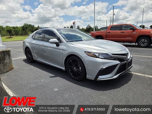 Used 2024 Toyota Camry XSE w/ Cold Weather Package FWD image 1