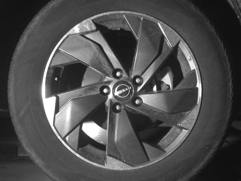 Used 2025 Nissan Rogue SV image 10