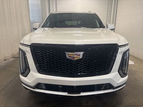 Used 2025 Cadillac Escalade Sport w/ Touring Package AWD/4WD image 2