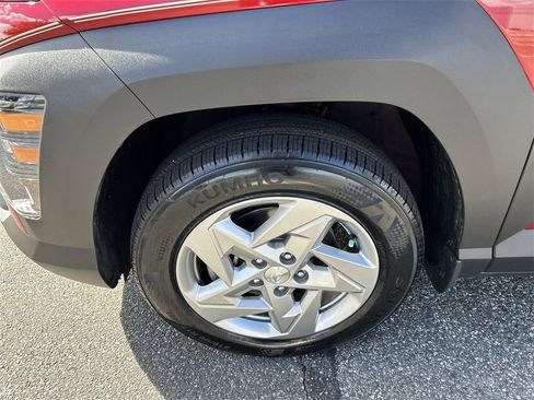 Used 2024 Hyundai Kona SE image 10