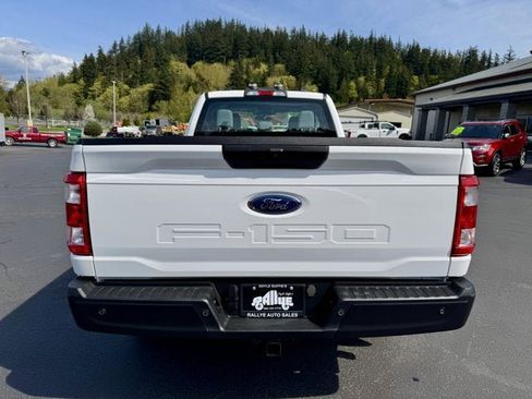 Used 2023 Ford F150 XL w/ Trailer Tow Package image 5