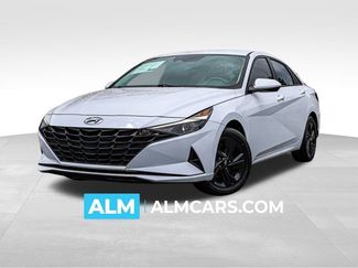 Used 2023 Hyundai Elantra Blue image 1