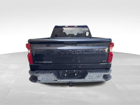Used 2023 Chevrolet Silverado 1500 LT AWD/4WD image 7