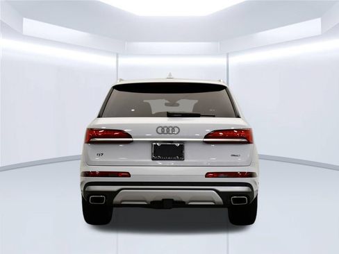 Used 2025 Audi Q7 3.0T Premium Plus w/ Premium Plus Package AWD/4WD image 4