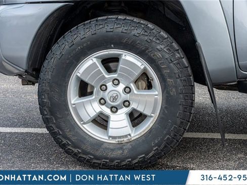 Used 2015 Toyota Tacoma 4x4 Double Cab image 35