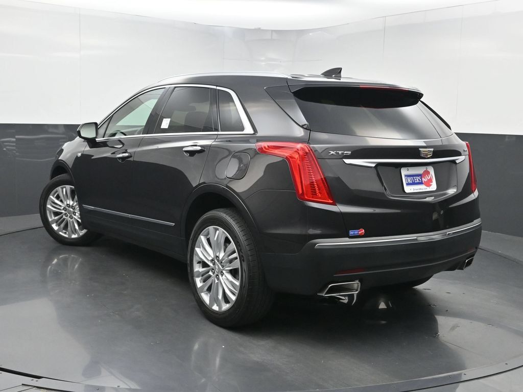 Used 2017 Cadillac XT5 Premium Luxury FWD image 24